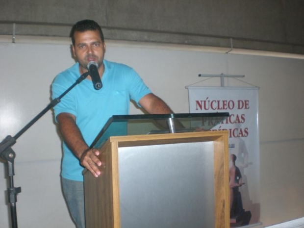 Alessandro Soares - Aluno Palestrante - 9º Período Noite