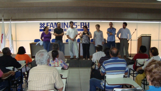 Da dir. para a esq.: Lilian Conceição Lopes, André Luiz da Silva, Raul da Silva Carmanini, Maria Fontana Cardoso Maia, Maria José Lage Ottoni, Eduardo