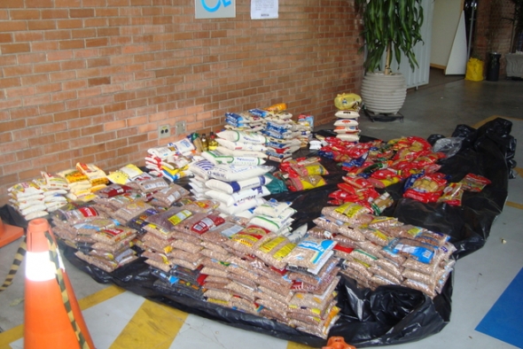 Aproximadamente 500 quilos de alimentos arrecadados.