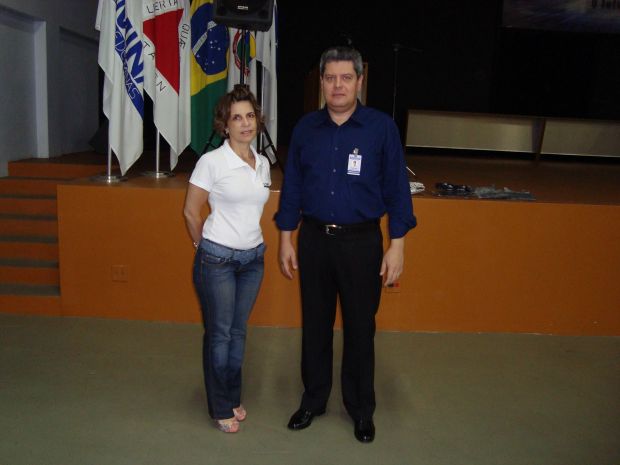 Sra. Rejan Maria Guimarães, Diretora Acadêmica e Sr. Geraldo Lúcio do Carmo, Gerente Administrativo e Financeiro da FAMINAS-BH