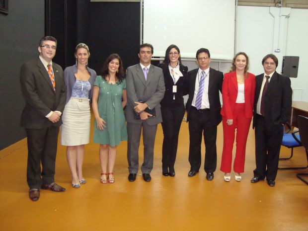 Weser Ferreira, Ludmila Stigert, Égina Pereira, palestrante Marlus Riani, Carolina Montoli,  Eloy Lemos, Silvania Mozer e o palestrante Ival Heckert