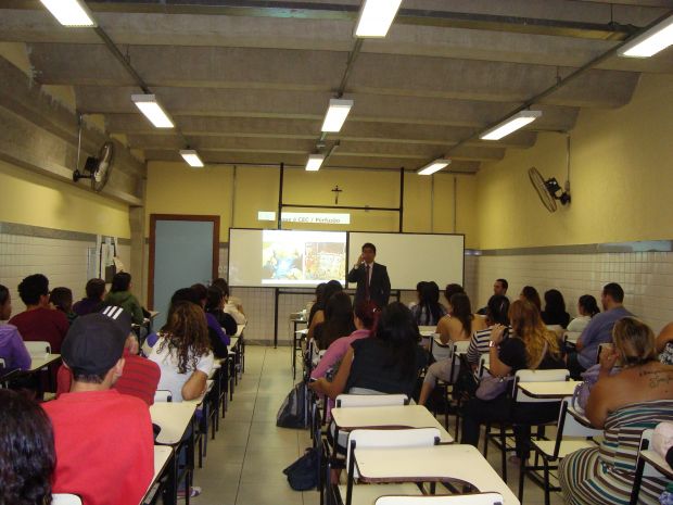 Minicurso &amp;quot;Perfusão extracorpórea&amp;quot; ministrado pelo Biomédico Jeffchandler de Oliveira.