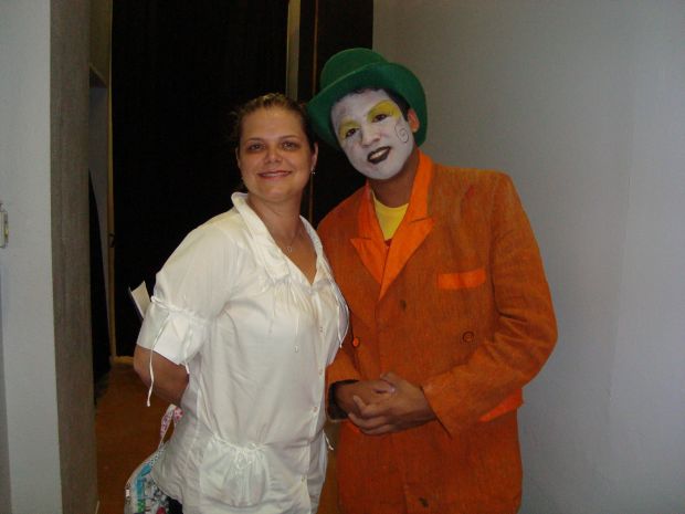 Alexandra Rangel, Coordenadora do Curso de Terapia Ocupacional que convidou o ator responsável pela encenação durante uma  das palestra.