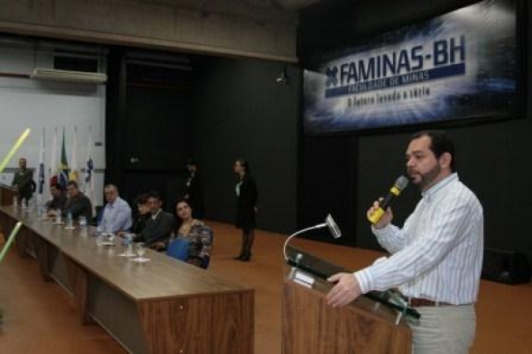 Secretário Municipal de Saúde – Ilmo Dr. Marcelo Gouvêa Teixeira